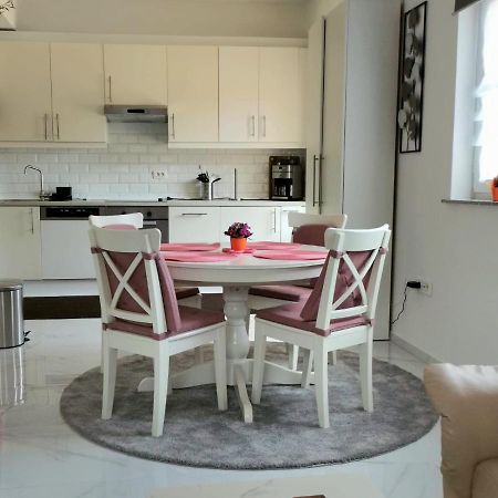 Apartment Grazia Pula Bagian luar foto